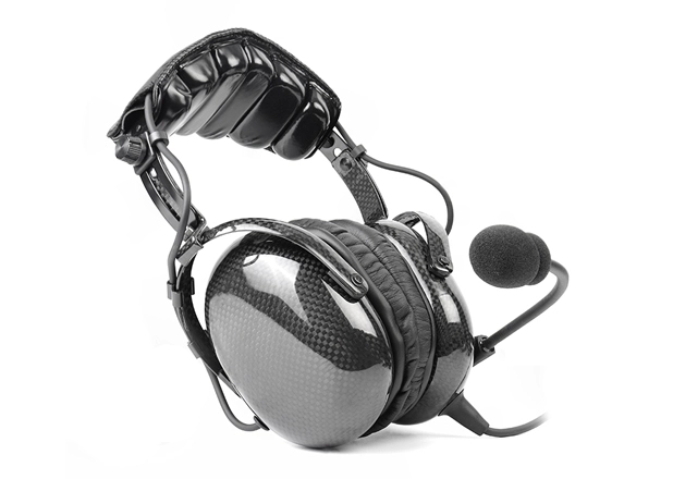 Luxury at 30,000 Feet: Bluetooth Aviation Headset in Executive Jets