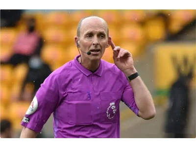 Football Knowledge: What Do Referees Use Communication Headsets To Say To Each Other During Games?