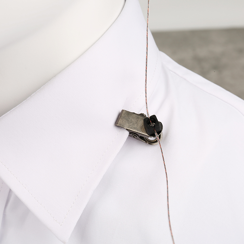360 ° rotatable shirt clip E 47 earpiece with 360 degree rotatable shirt clip securely attached to shirts, uniforms and vests, preventingthe earpiece from falling during running or chasing